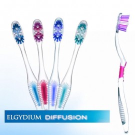 Elgydium Diffusion Medium Οδοντόβουρτσα ΚΟΚΚΙΝΗ 1τεμ